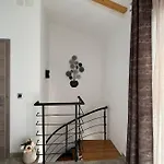 Sara S Pogledom Na * Lovran