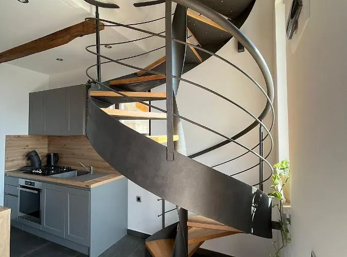 Sara S Pogledom Na Apartament *